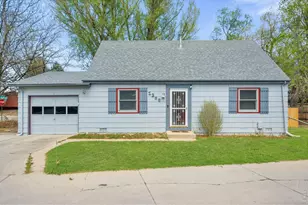 1266 Lanyon Ln, Longmont, CO 80503 - Photo 2