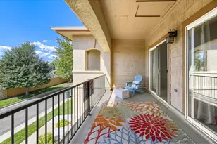 1703 Whitehall Dr, Longmont, CO 80504 - Photo 2