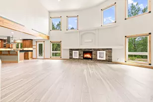 557 Grand Estates Dr, Estes Park, CO 80517 - Photo 6
