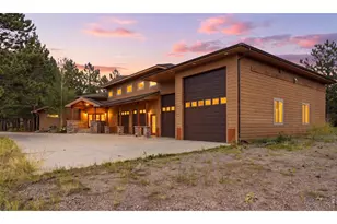 557 Grand Estates Dr, Estes Park, CO 80517 - Photo 2
