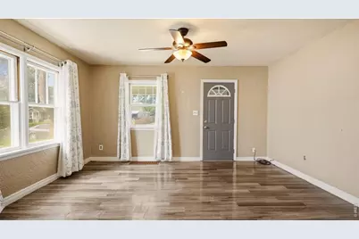 422 Euclid St, Fort Morgan, CO 80701 - Photo 4