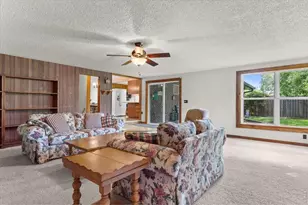 705 S Van Buren Ave, Loveland, CO 80537 - Photo 26