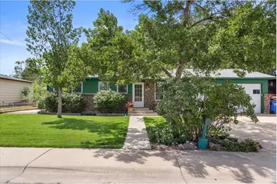 705 S Van Buren Ave, Loveland, CO 80537 - Photo 4