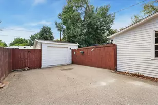 1050 W 8th St, Loveland, CO 80537 - Photo 42