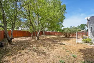 1050 W 8th St, Loveland, CO 80537 - Photo 38