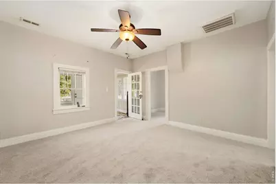 1050 W 8th St, Loveland, CO 80537 - Photo 10