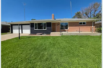 627 Park St, Fort Morgan, CO 80701 - Photo 1