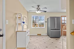820 Lotus Way, Broomfield, CO 80020 - Photo 8