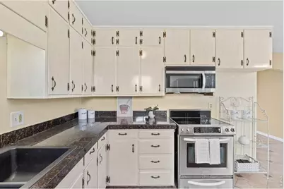820 Lotus Way, Broomfield, CO 80020 - Photo 10