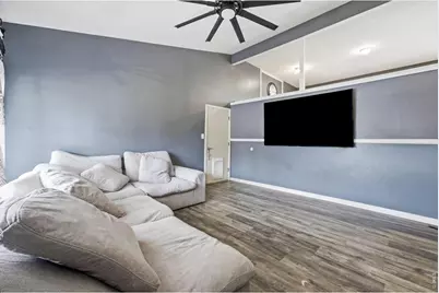 3322 34th Ave Ct, Greeley, CO 80634 - Photo 4