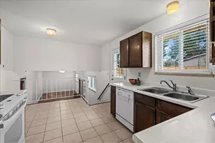 1312 Grays Peak Dr, Longmont, CO 80504 - Photo 8