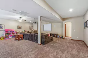 7419 Ladbroke Dr, Windsor, CO 80550 - Photo 24