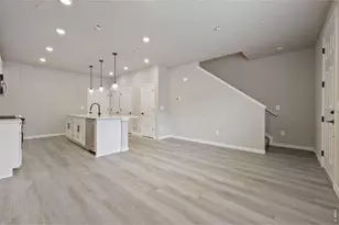 2833 Bear Spgs Cir, Longmont, CO 80503 - Photo 6
