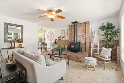 513 N Impala Dr, Fort Collins, CO 80521 - Photo 4