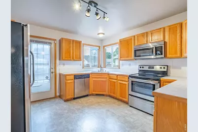 399 Lark Bunting Ave, Loveland, CO 80537 - Photo 12