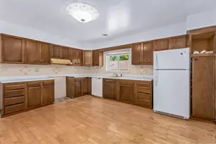 2510 W 4th St, Greeley, CO 80631 - Photo 6