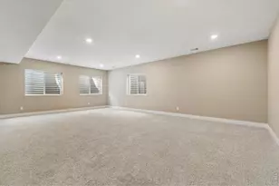 2029 Sicily Cir, Longmont, CO 80503 - Photo 24