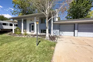 1205 Sycamore Dr, Loveland, CO 80538 - Photo 2