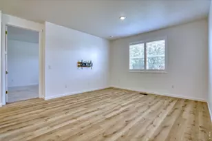 1456 Mullers Dr, Windsor, CO 80550 - Photo 6