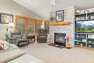 2251 Arapaho Rd, Estes Park, CO 80517 - Photo 14
