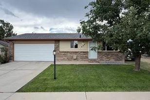 684 26th St SW, Loveland, CO 80537 - Photo 2