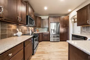 6152 Bay Meadows Dr, Windsor, CO 80550 - Photo 12