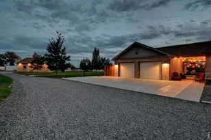 3919 Surrey Rdg Dr, Loveland, CO 80537 - Photo 32
