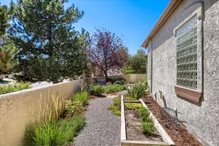 701 Club Pl, Louisville, CO 80027 - Photo 32