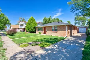 1108 Lake St, Fort Morgan, CO 80701 - Photo 2