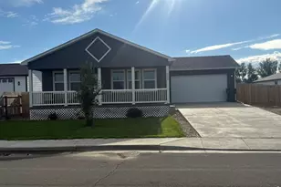 329 Yellowstone Ave, Brush, CO 80723 - Photo 1
