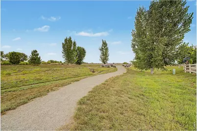 3431 Oberon Dr, Loveland, CO 80537 - Photo 38