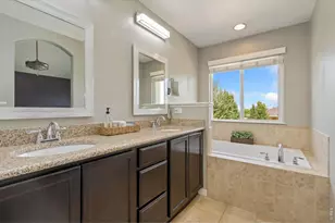 7404 Ladbroke Dr, Windsor, CO 80550 - Photo 18