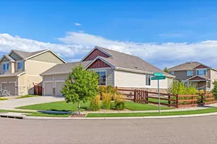 1504 Morning Glow Dr, Windsor, CO 80550 - Photo 2