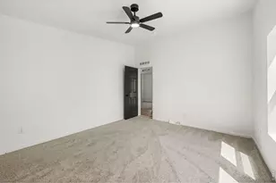 552 S Carriage Dr, Milliken, CO 80543 - Photo 10
