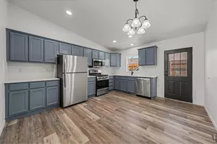 552 S Carriage Dr, Milliken, CO 80543 - Photo 2