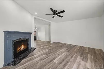 552 S Carriage Dr, Milliken, CO 80543 - Photo 4