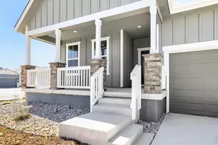 295 Sugar Beet Ln, Berthoud, CO 80513 - Photo 2