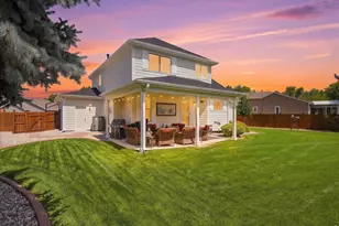 1009 Medicine Man Ct, Windsor, CO 80550 - Photo 2