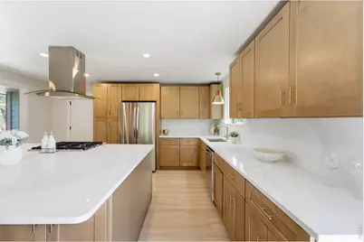 2126 S Yarrow St, Lakewood, CO 80227 - Photo 4