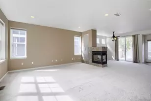 305 Riverview Ct, Longmont, CO 80501 - Photo 4