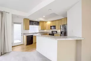 305 Riverview Ct, Longmont, CO 80501 - Photo 8