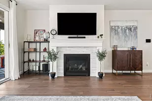 61 Western Sky Cir, Longmont, CO 80501 - Photo 2