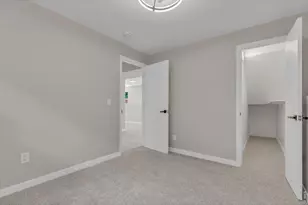 1226 Hunter Ct, Longmont, CO 80501 - Photo 18