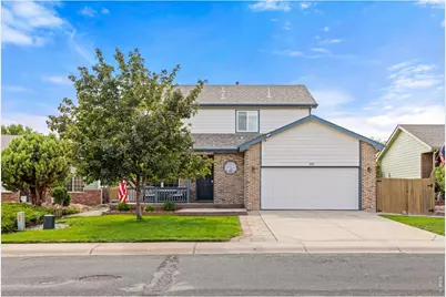 108 Sandstone Dr, Johnstown, CO 80534 - Photo 2