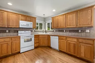 6127 W 16th St, Greeley, CO 80634 - Photo 8
