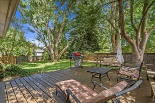 2100 Brookwood Dr, Fort Collins, CO 80525 - Photo 32