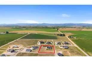 9251 Meadow Farms Dr, Milliken, CO 80543 - Photo 48