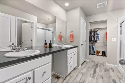 3663 Ronald Reagan Ave, Wellington, CO 80549 - Photo 18