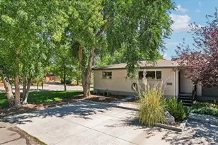1552 Oak Ave, Boulder, CO 80304 - Photo 2
