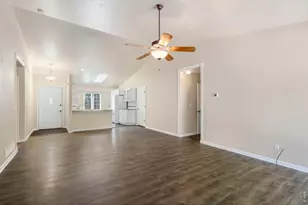 526 Dunraven Dr, Fort Collins, CO 80525 - Photo 4